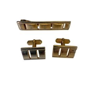 VINTAGE Anson Gold tone Tie Clip and Cufflinks!